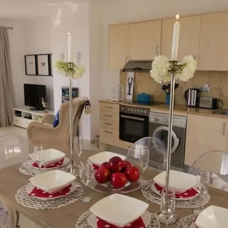 Luxury House Makry Gialos 300m To The 7 Pers
