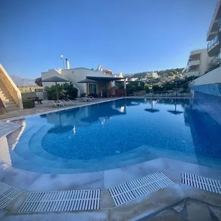 Luxury House Makry Gialos 300m To The 7 Pers