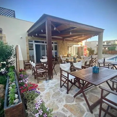 Luxury House Makry Gialos 300m To The 7 Pers Makrýgialos